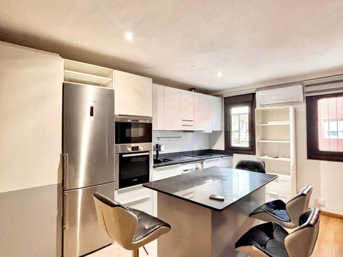 “SE ALQUILA ESPECTACULAR VIVIENDA CON 2 DORMITORIOS Y PLAZA DE GARAJE EN SAN AGUSTÍN DE GUADALIX!